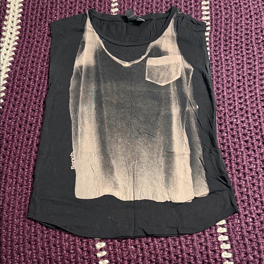 Bench Black and Tan Short Sleeve Tee - Picture 1 of 3
